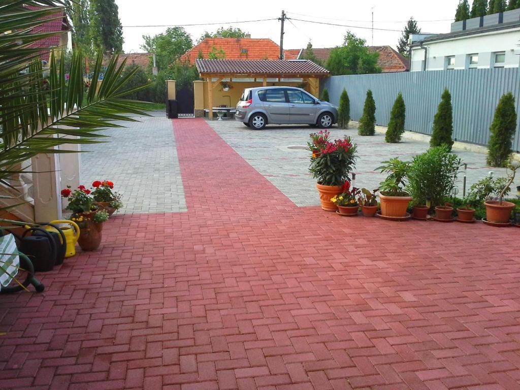 Studio Florida Štúrovo Dış mekan fotoğraf